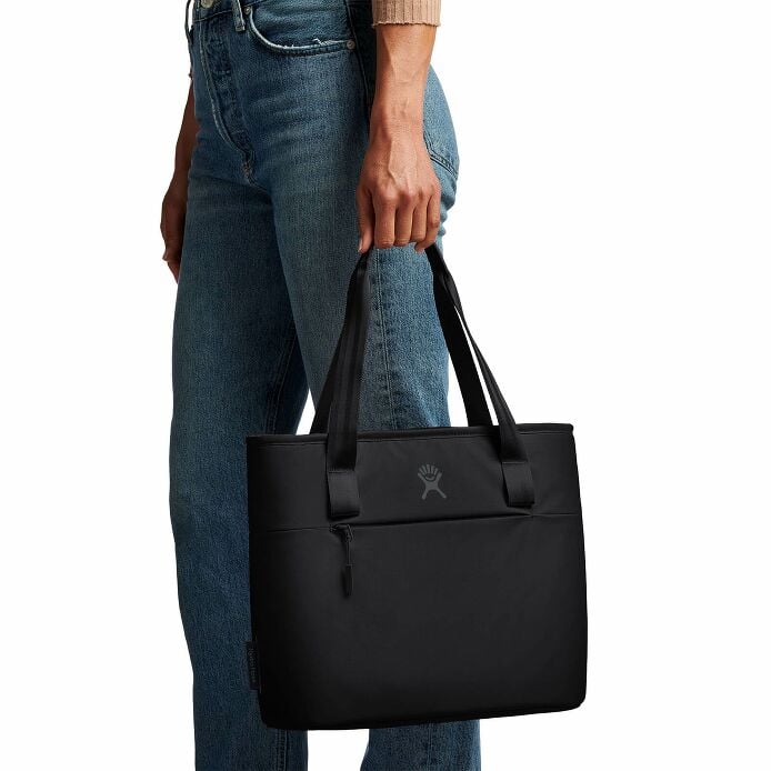 8-l-insulated-lunch-tote-f8 8l-tote-black-hb.jpg