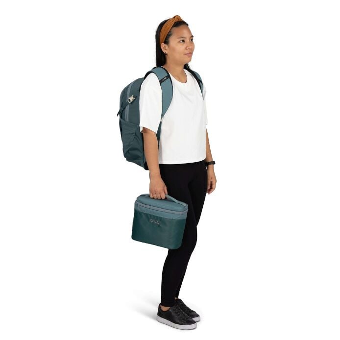 osprey-axis-x-hydro-flask-campus-essentials-bundle-a0 axisxhydroflask_s26_onbody1_cascadeblue_10007249_2.jpg