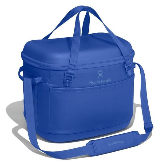 carryouttm-soft-cooler-30-l-d7 cpco382_carryout_cooler_30l_capri_blue_angled_1.jpg