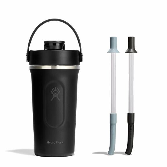 shaker-bottle-and-straw-bundle-p0 group_187_1__1.jpg