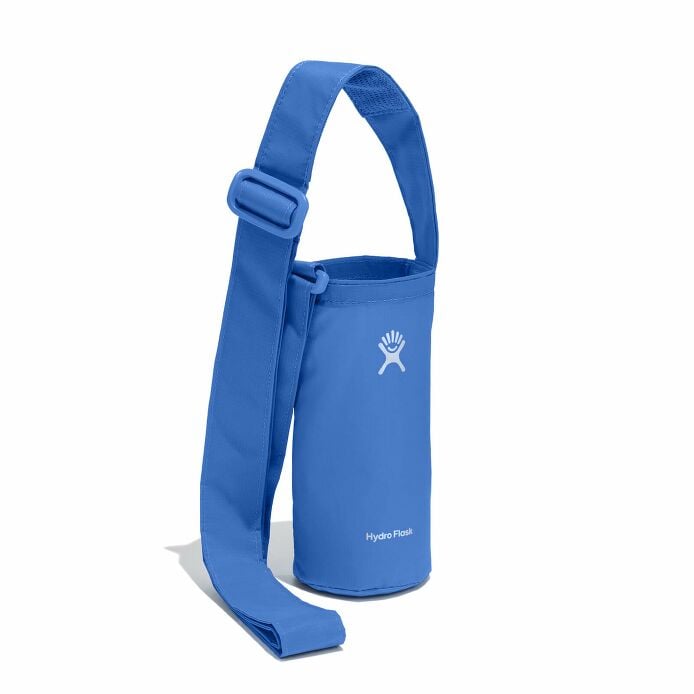 small-packable-bottle-sling-d8 pbss-cascade-angled.jpg